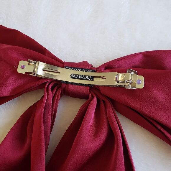 Elegant Red Bow Hair Accessory - Picture 2 of 2